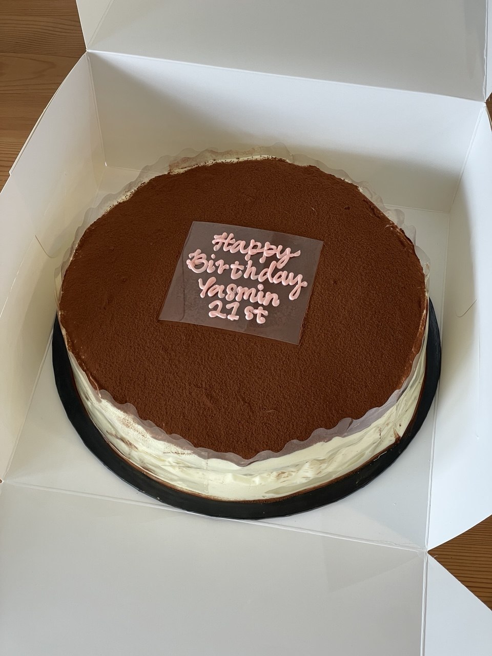 Tiramisu Cake
